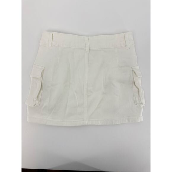 White Stretch Cargo Mini Skirt Size Small Y2K Festival Pockets Elleven NEW - Picture 7 of 8